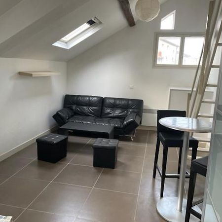 Appartements Sympas Et Confortables Proche De Paris Nanterre Exterior foto